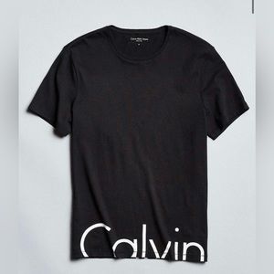 Calvin Klein tshirt